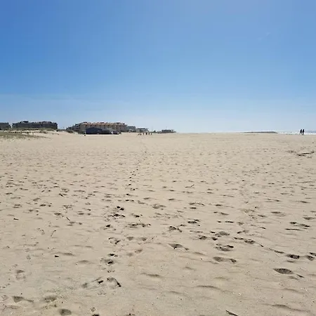 Alojamento de Acomodação e Pequeno-almoço Beachwalk *